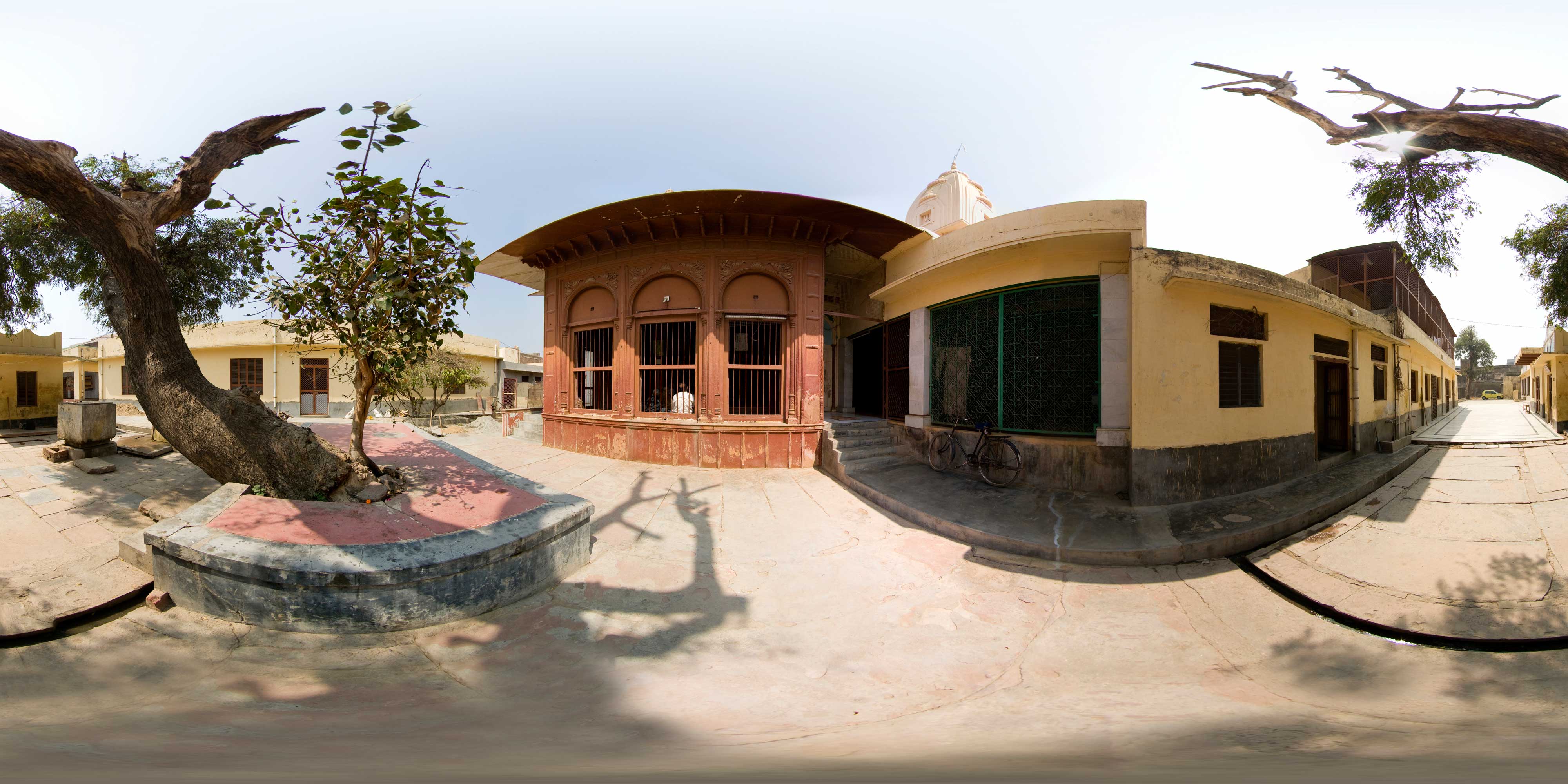 Sri Dhir Samir • 2