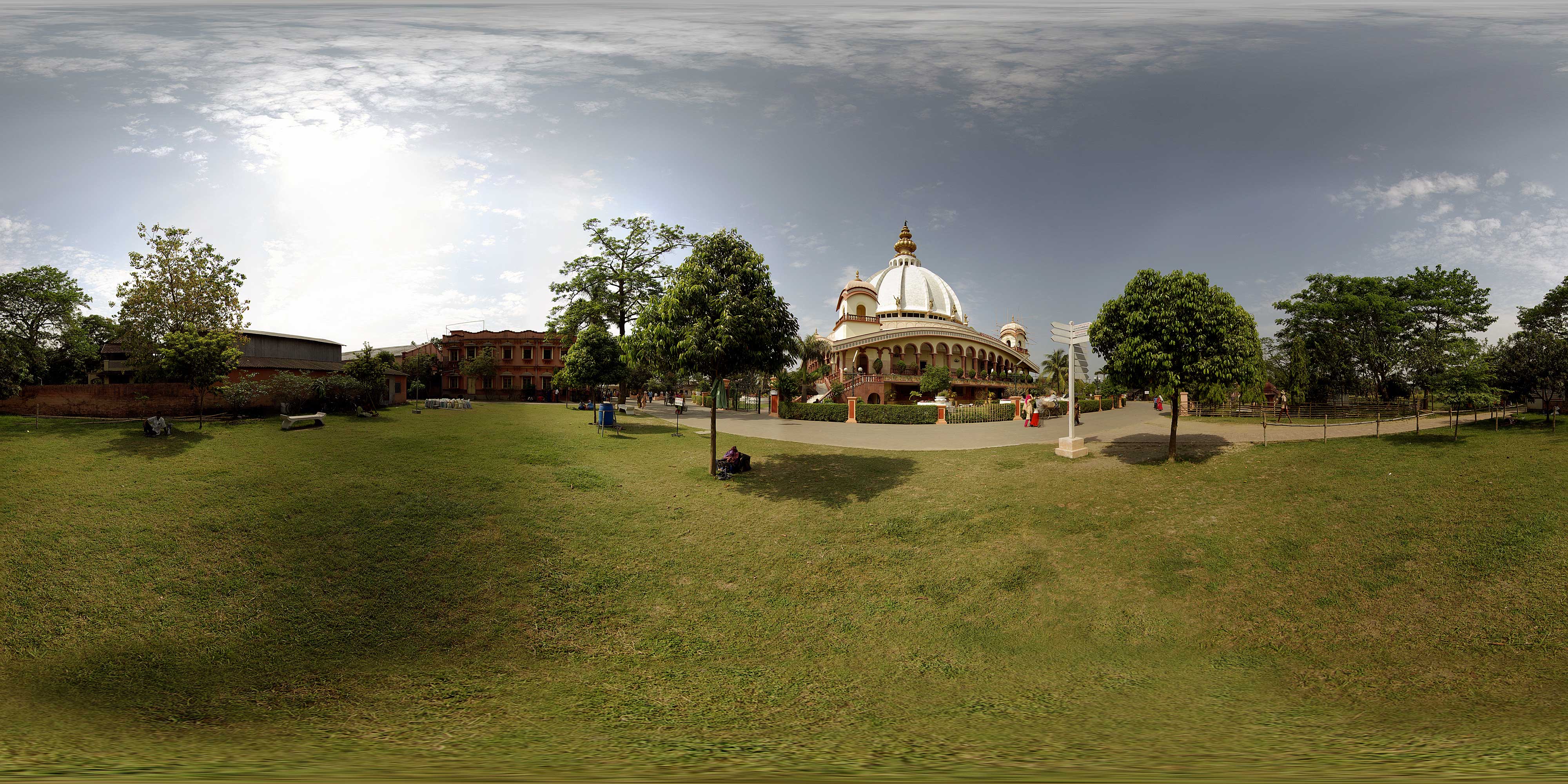 Sri Mayapur Chandrodaya Mandir • 2
